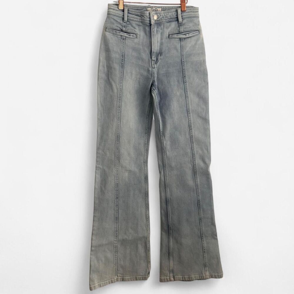 Free People firecracker Light Blue Flare Jeans with mustard yellow Star - Picture 3 of 8